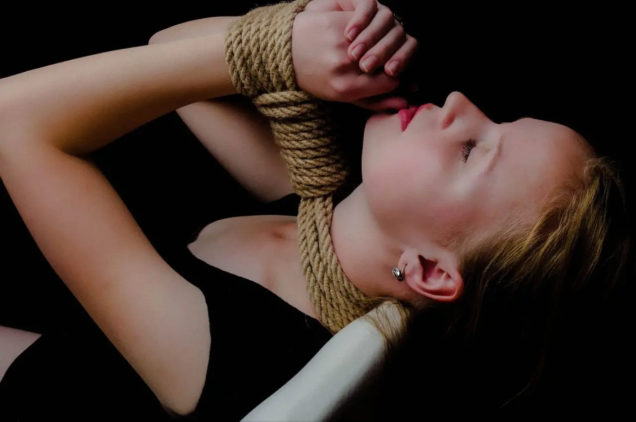 rencontres BDSM : shibari photo